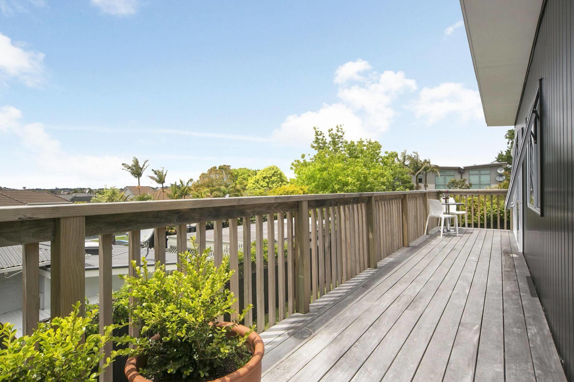 Kohimarama Beach Bed & Breakfast - Style And Privacy In Superb Location Оукланд Екстериор снимка